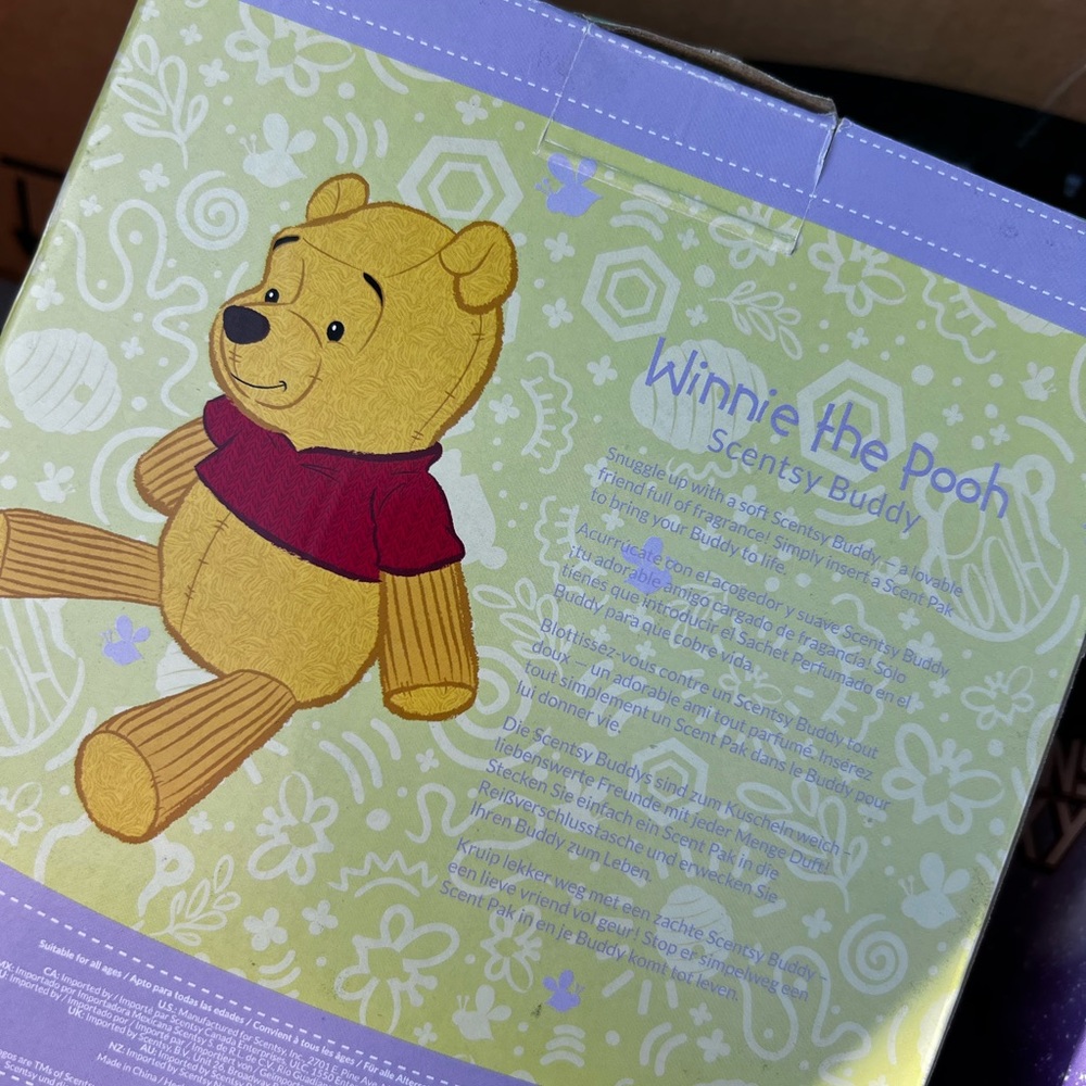 Scentsy Winnie the Pooh buddy, with scent pack